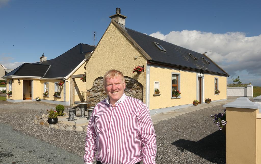 Beezies Self Catering Cottages Grange  Exterior foto