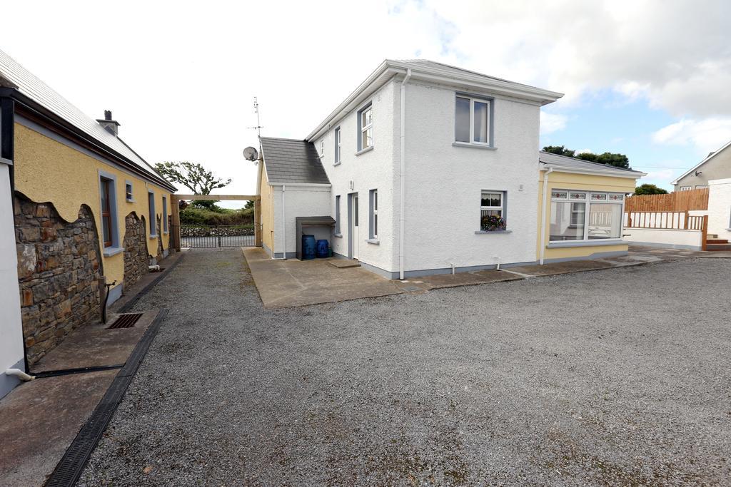 Beezies Self Catering Cottages Grange  Exterior foto